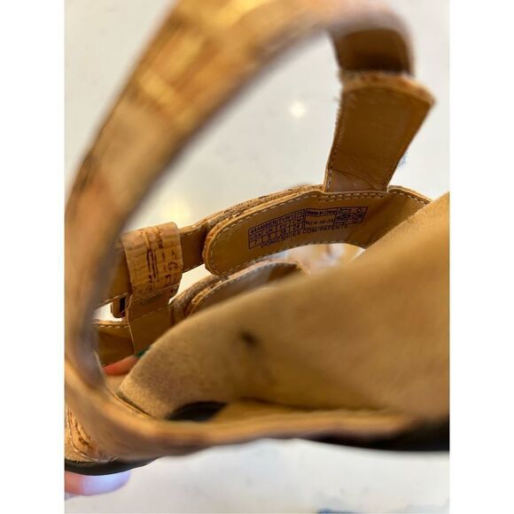 Vionic Adjustable Strap Sandals - Amber gold cork size 7 comfort - Picture 5 of 7